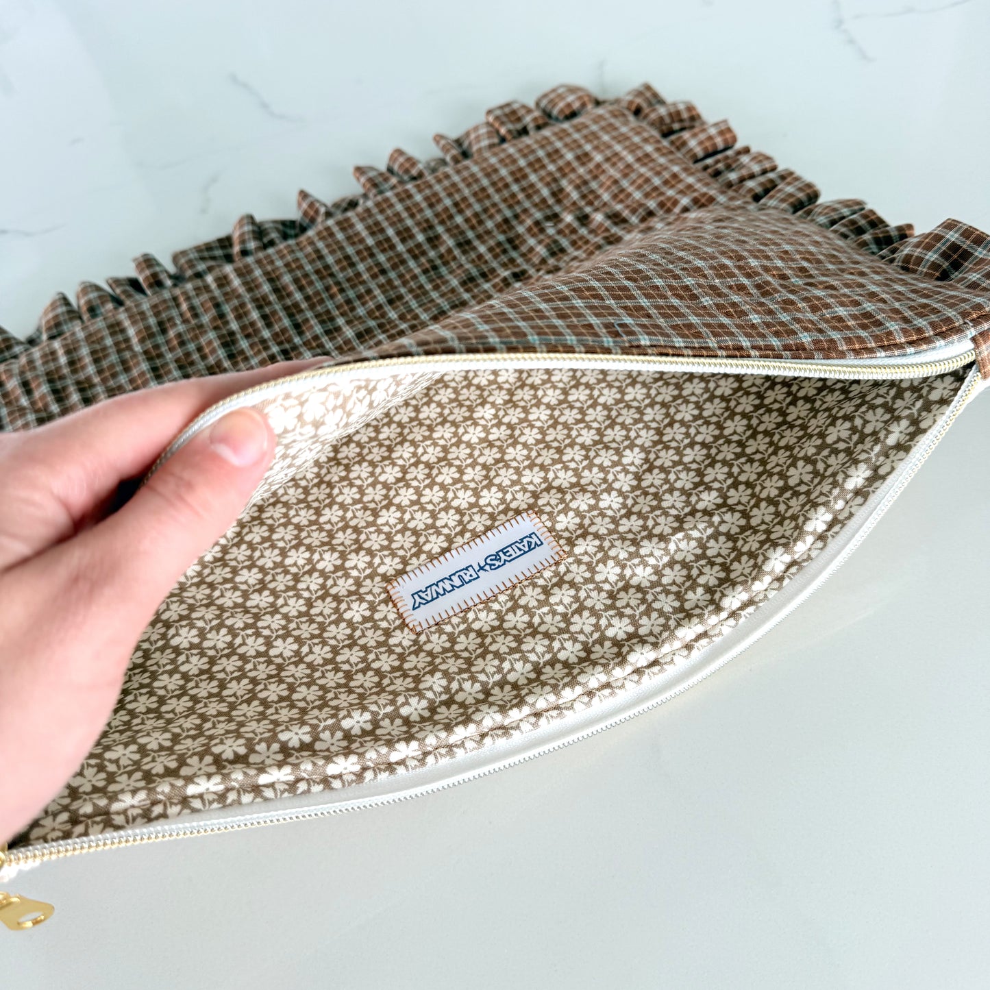 Laptop Sleeve - Doily Dreams