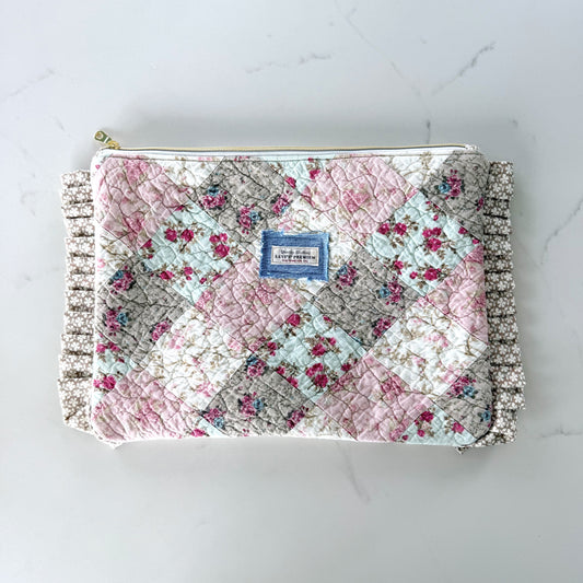 Laptop Sleeve - Quilted love