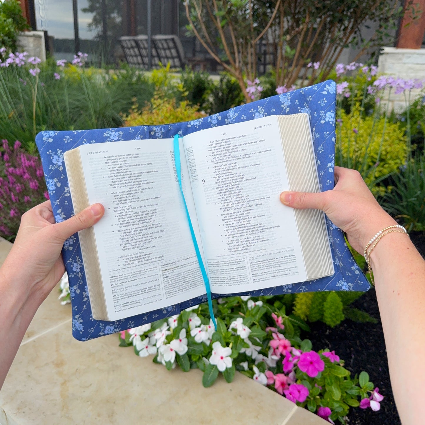 Lovin' Lace Bible Cover