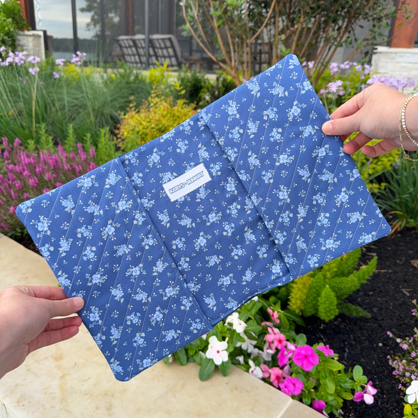 Lovin' Lace Bible Cover