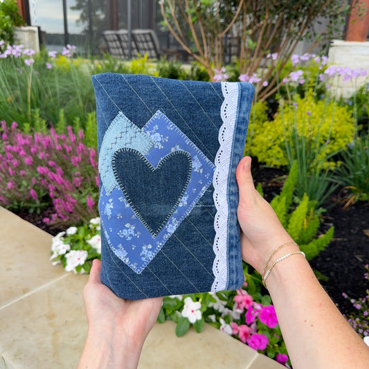 Lovin' Lace Bible Cover