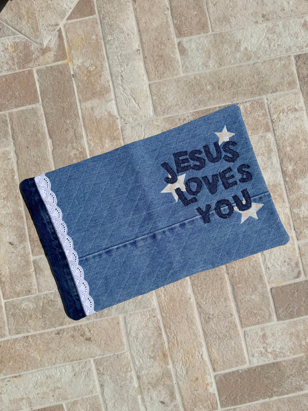 Jesus Loves You